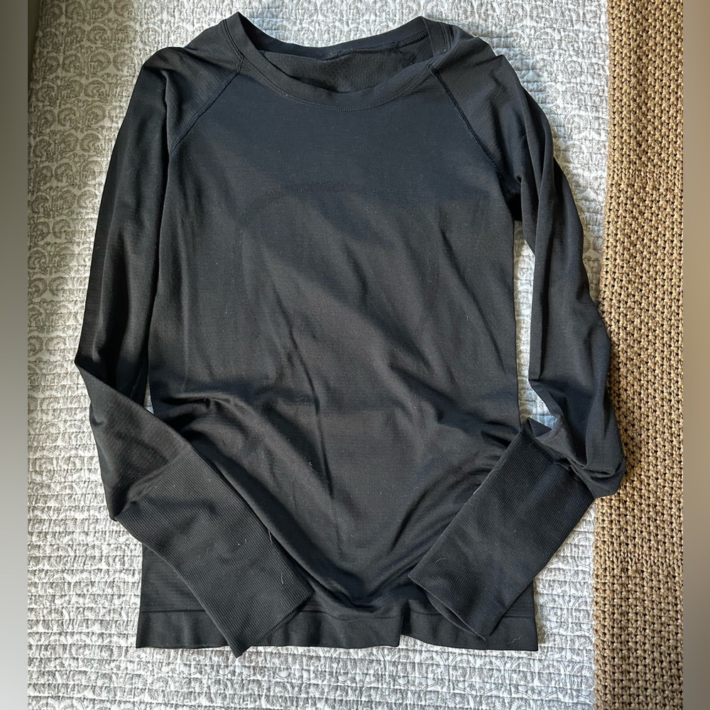 Lululemon Swiftly Tech Long Sleeve